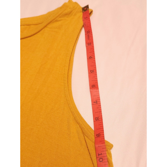 Old Navy Women’s Luxe Sleeveless Tank Top Golden Yellow Soft Rayon Blend Size L - Picture 7 of 9